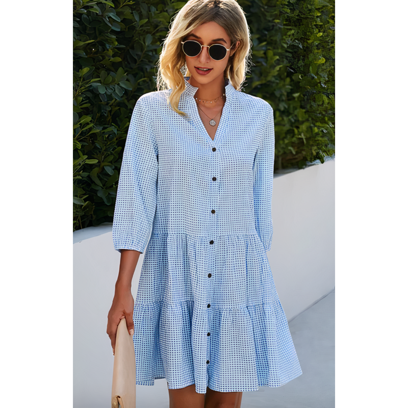 Classic Vintage Dress with a Flattering Fit