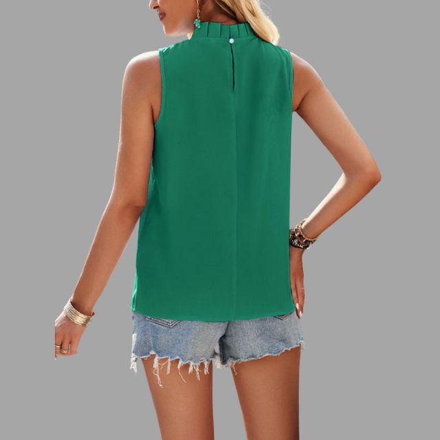 Effortlessly Elegant Blouse with a Timeless Design