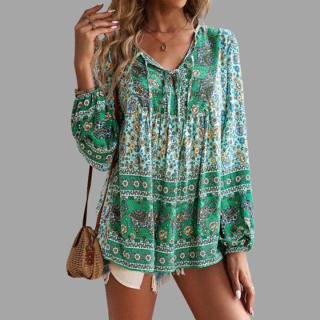 Sophisticated Blouse with a Clean Classic Look