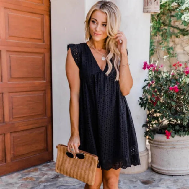 Sophisticated Dress with a Clean Classic Look