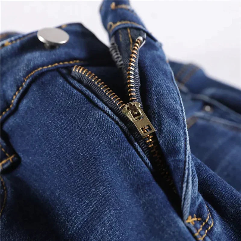 Beautifully Finished Garment in a Timeless Design