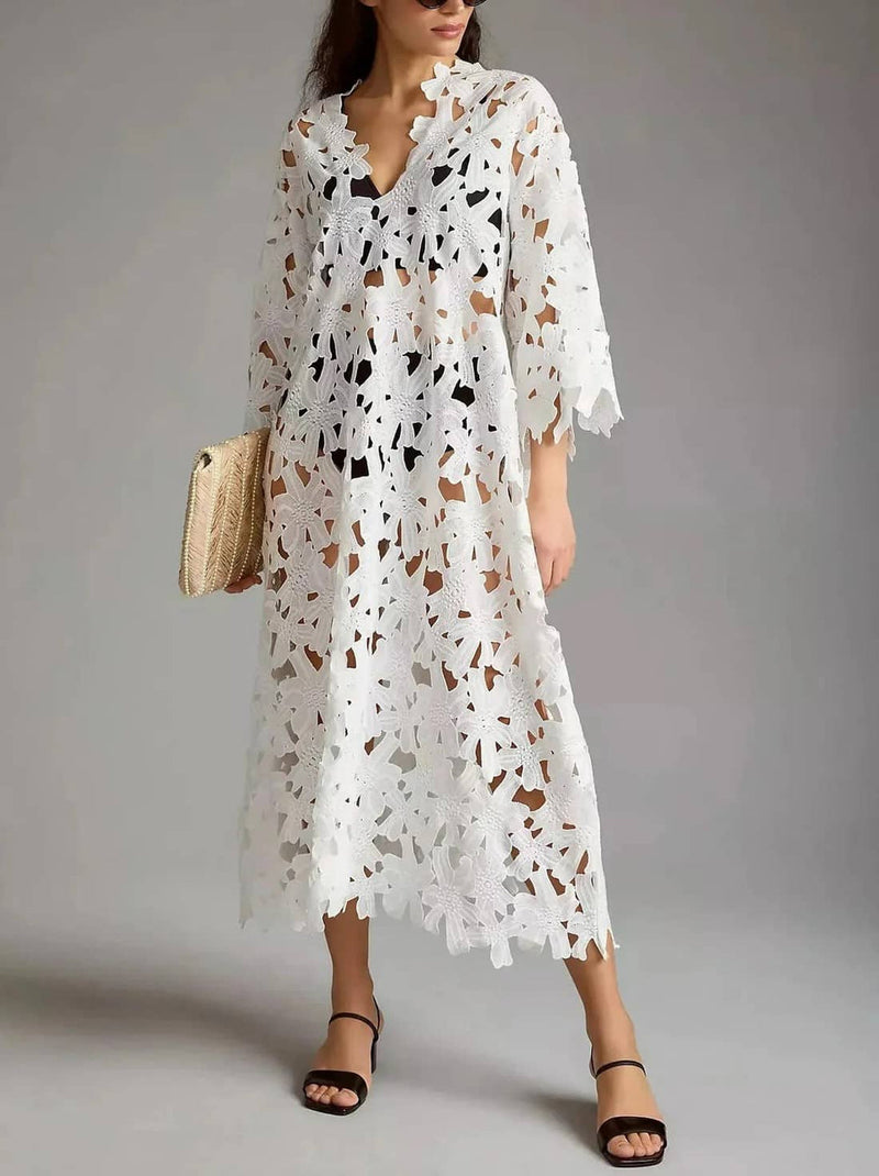 Gracefully Styled Dress for Any Occasion