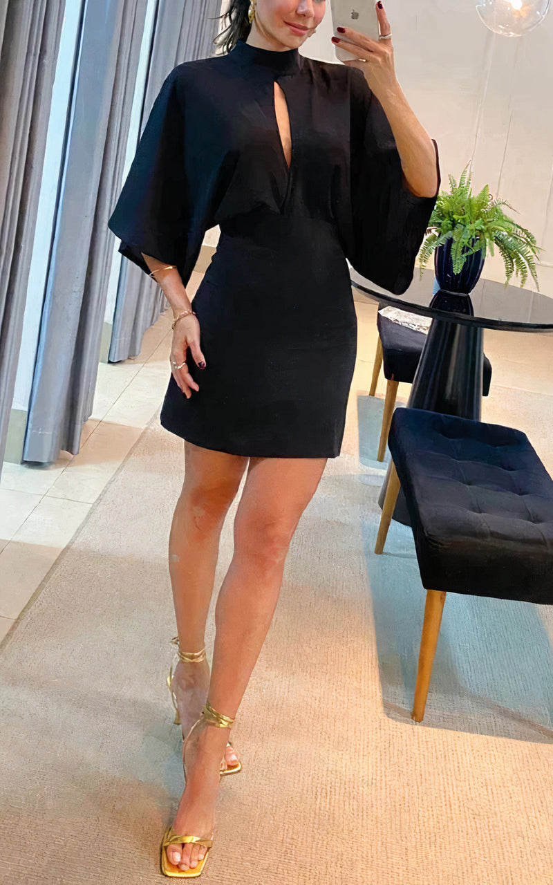 Classic Vintage Dress with a Flattering Fit