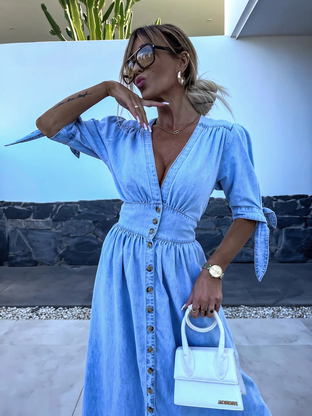 Sophisticated Dress with a Clean Classic Look