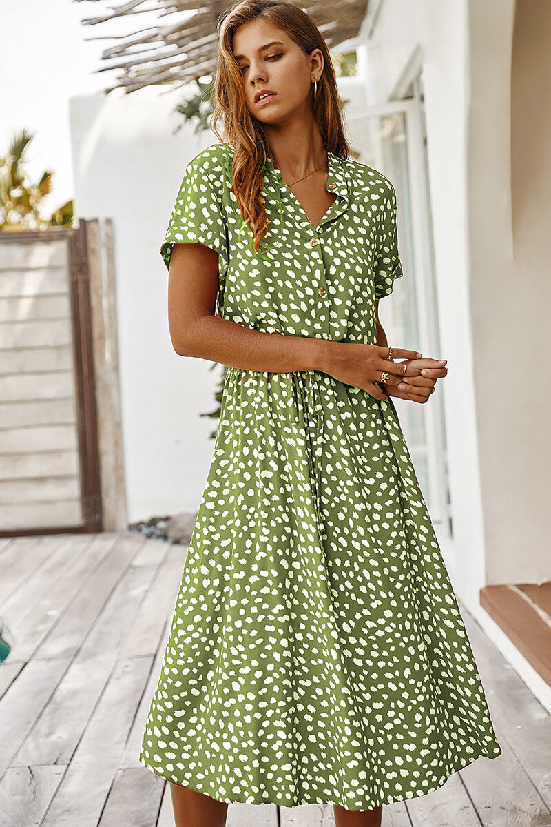 Beautifully Crafted Dress in a Classic Style