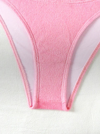Well Tailored Garment with a Graceful Silhouette