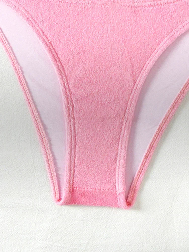 Well Tailored Garment with a Graceful Silhouette