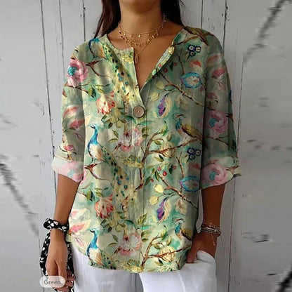 Sophisticated Blouse with a Clean Classic Look