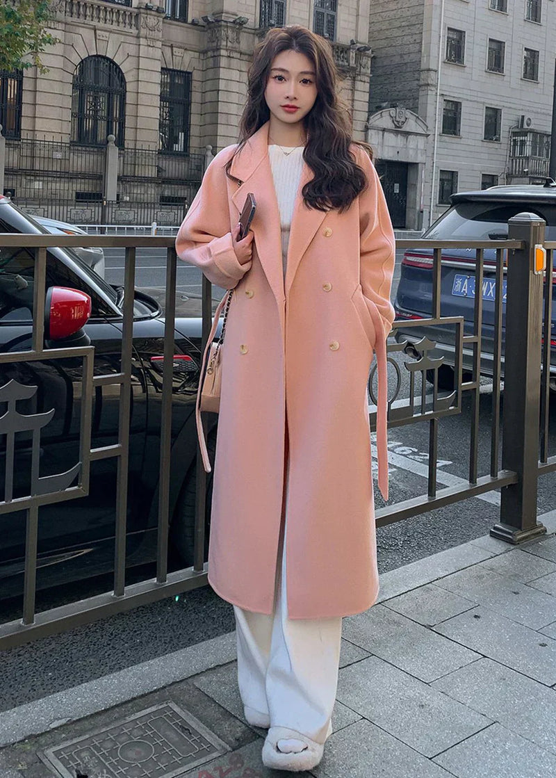 Beautifully Finished Coat in a Timeless Design