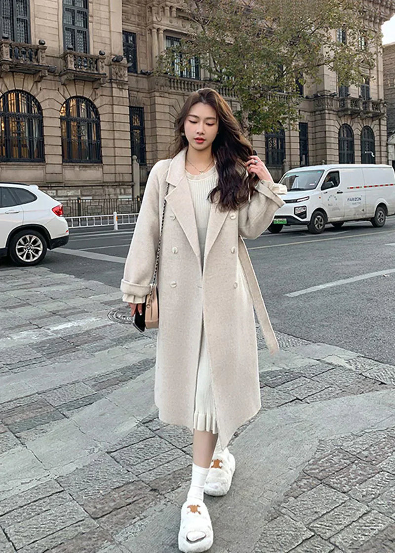 Beautifully Finished Coat in a Timeless Design