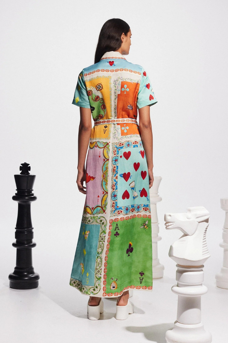 Classic Vintage Dress with a Flattering Fit