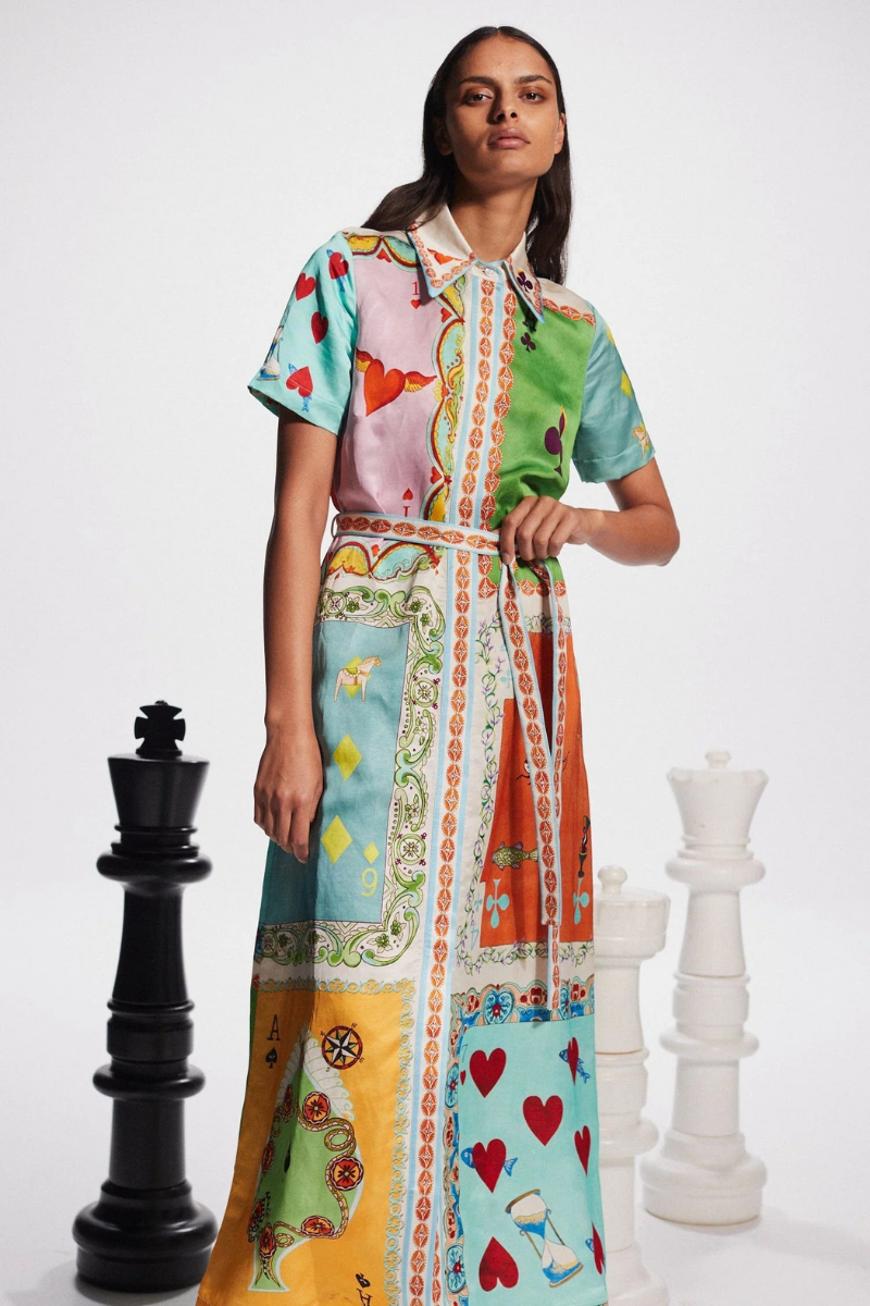 Classic Vintage Dress with a Flattering Fit