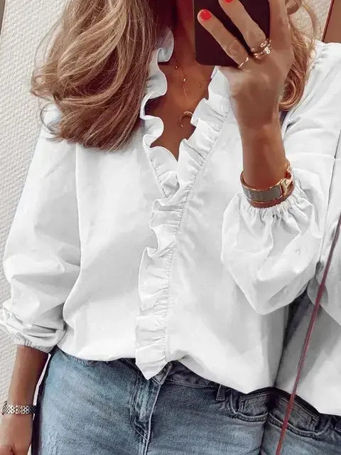 Effortlessly Elegant Shirt with a Timeless Design