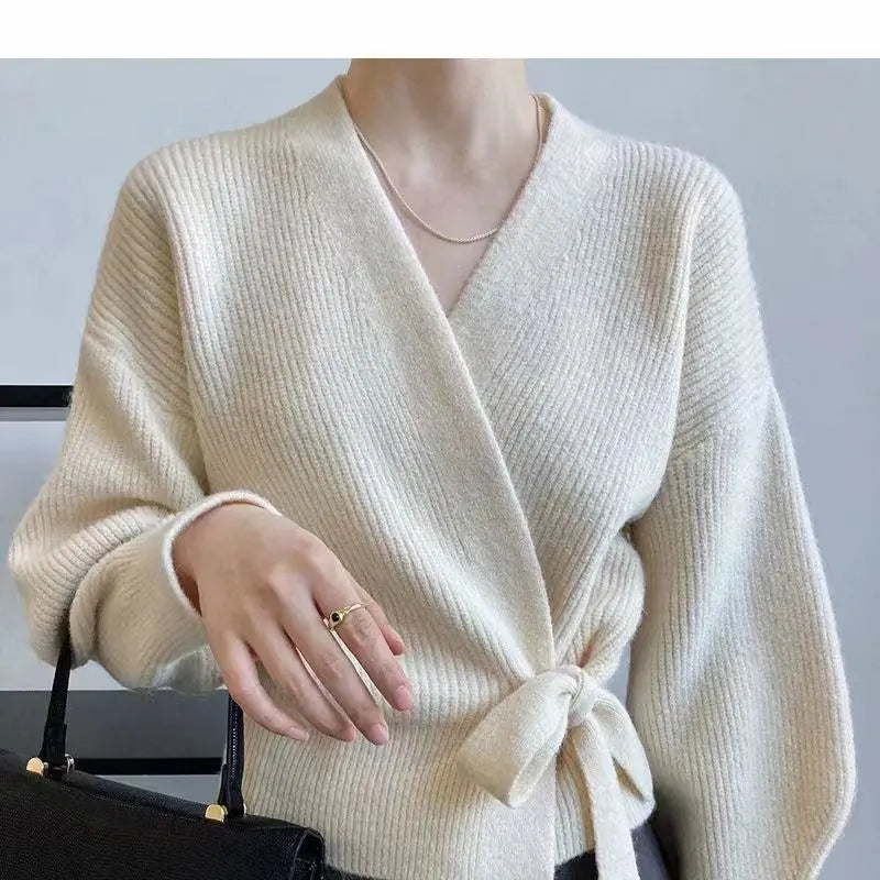Beautifully Crafted Cardigan in a Classic Style