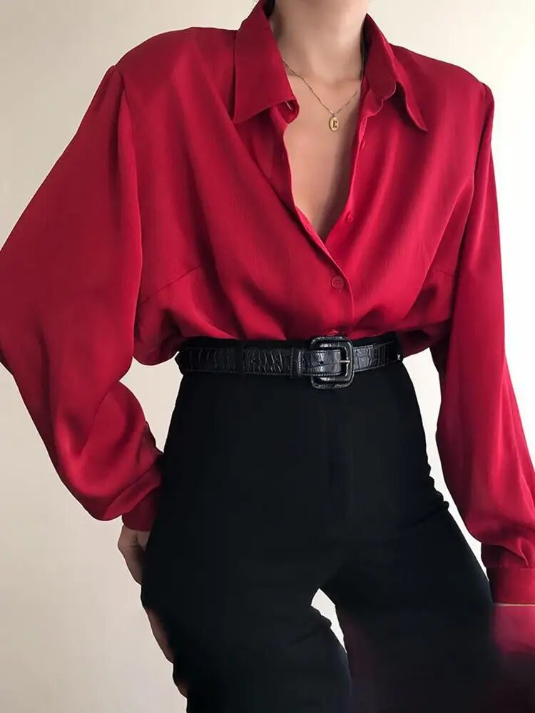 Polished Blouse with an Effortless Classic Look