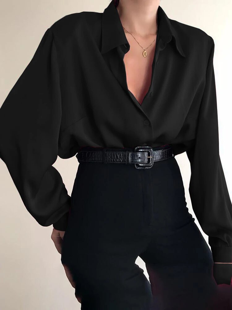 Polished Blouse with an Effortless Classic Look