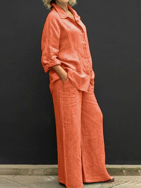 Effortlessly Elegant Trousers with a Timeless Design