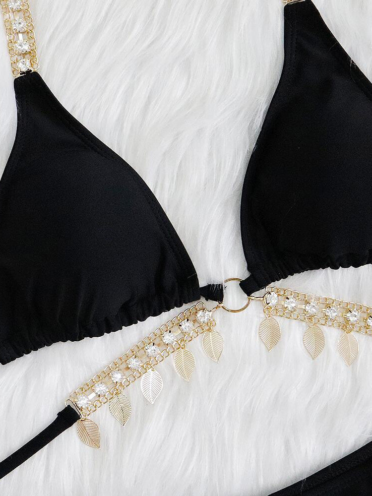 Beautifully Finished Garment in a Timeless Design