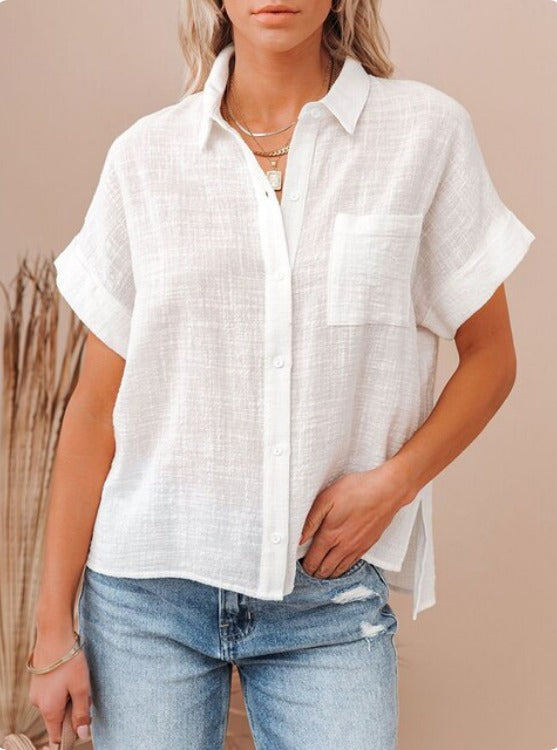 Effortlessly Elegant Blouse with a Timeless Design