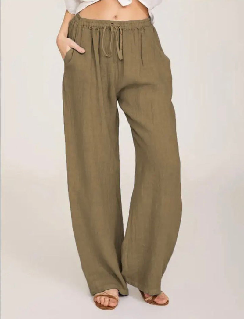 Beautifully Finished Pants in a Timeless Design