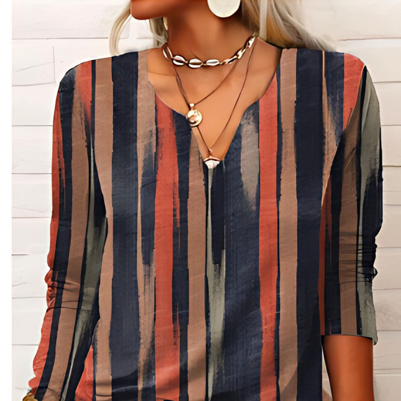 Classic Vintage Blouse with a Flattering Fit