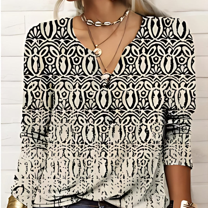 Classic Vintage Blouse with a Flattering Fit