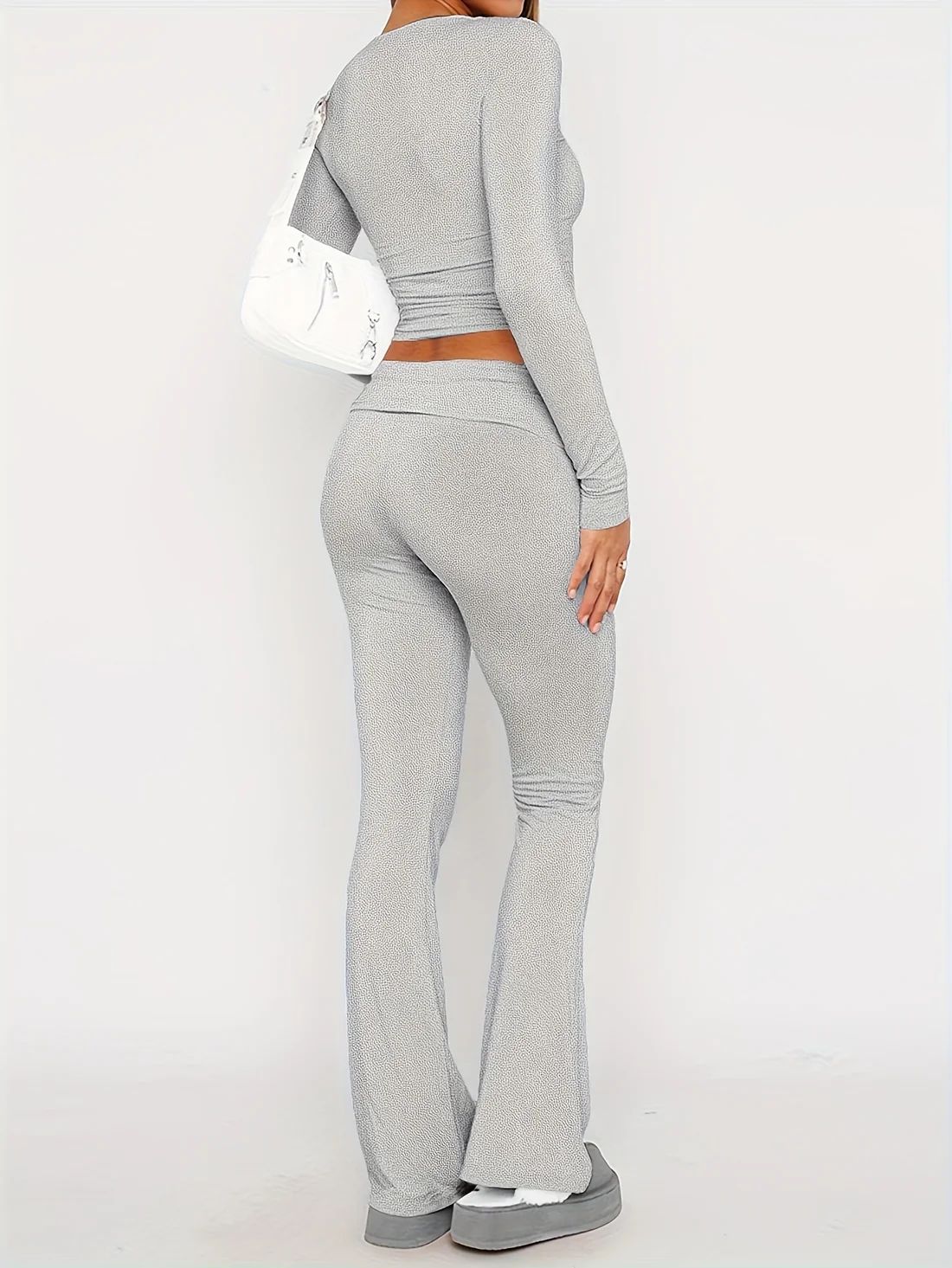 Beautifully Finished Garment in a Timeless Design