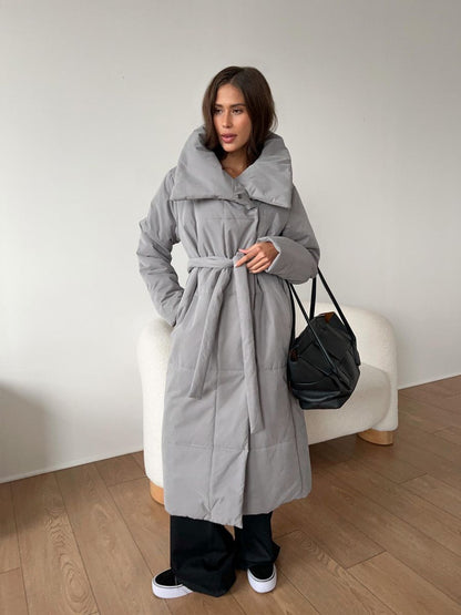 Effortlessly Elegant Coat with a Timeless Design