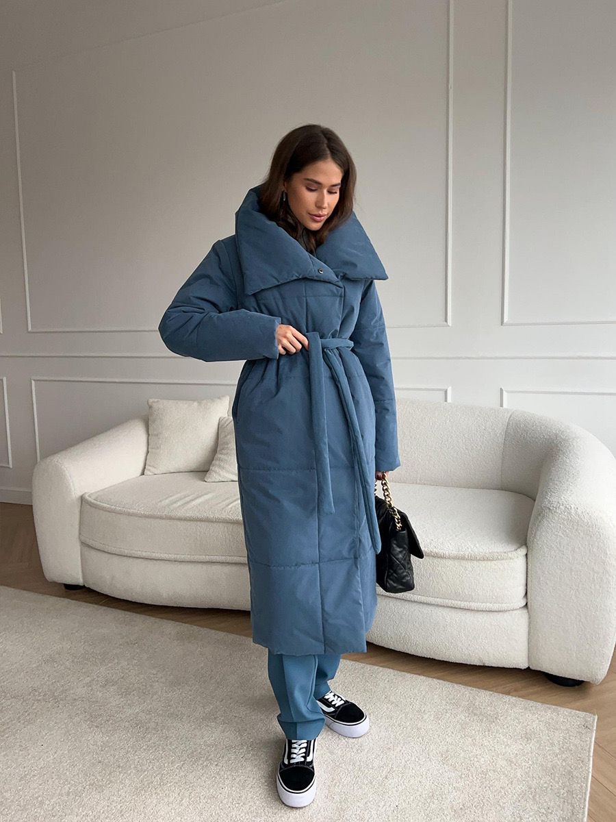 Effortlessly Elegant Coat with a Timeless Design