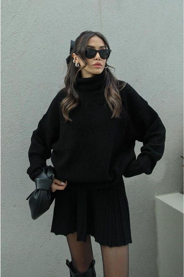 Sophisticated Sweater with a Clean Classic Look