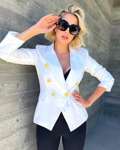 Sophisticated Garment with a Clean Classic Look
