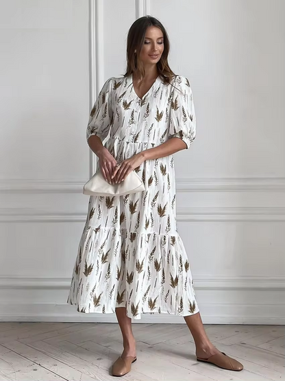 Sophisticated Dress with a Clean Classic Look