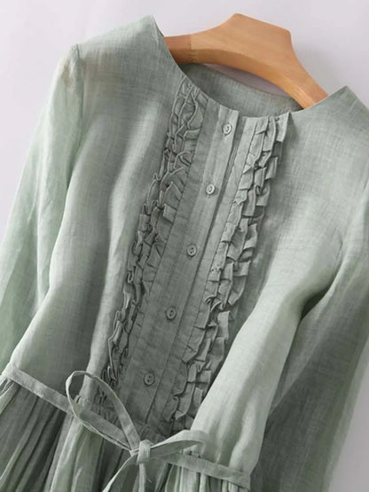 Well Tailored Garment with a Graceful Silhouette