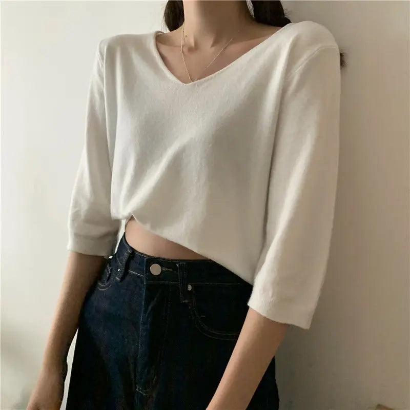 Beautifully Crafted Blouse in a Classic Style