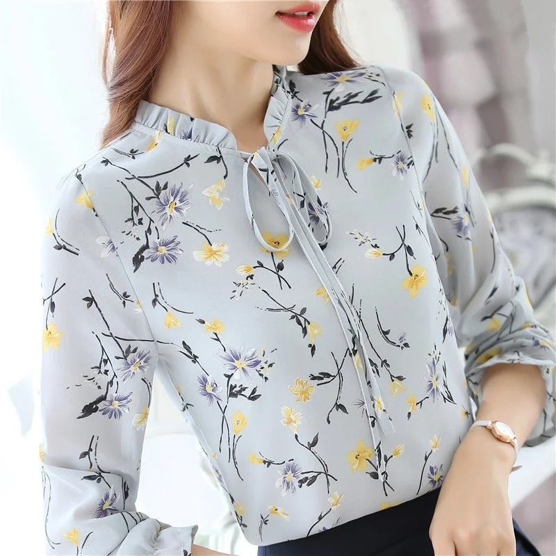 Sophisticated Blouse with a Clean Classic Look