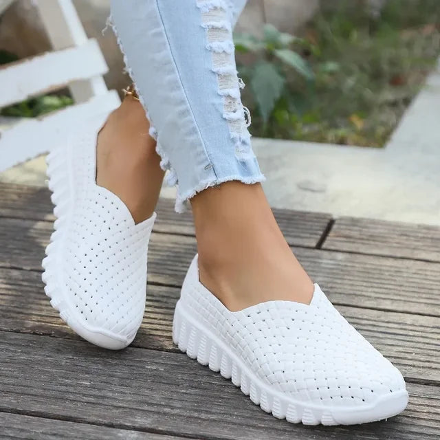 Graceful Orthopedic Shoes for Modern Look