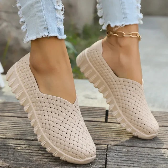 Graceful Orthopedic Shoes for Modern Look