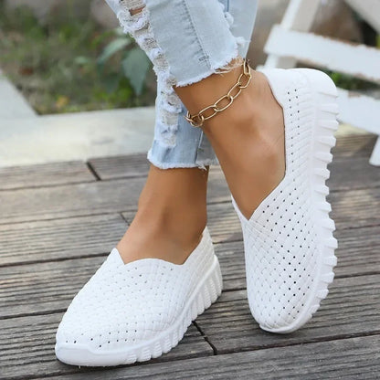 Graceful Orthopedic Shoes for Modern Look
