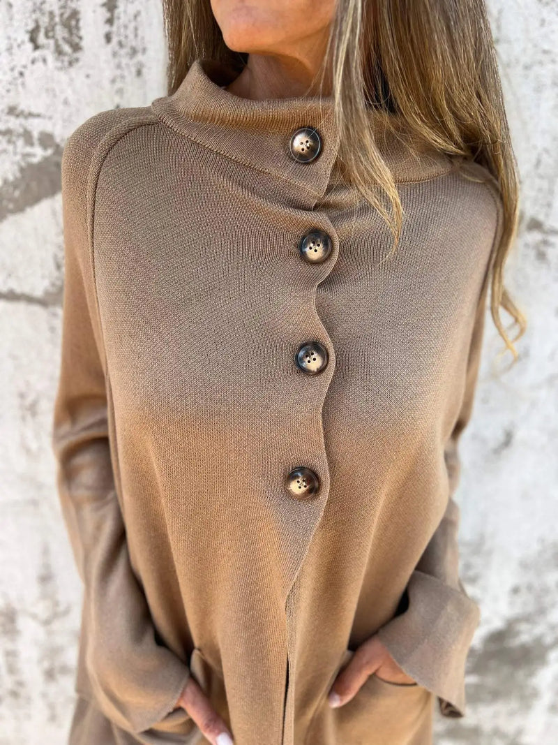 Classic Vintage & Enduringly Stylish Cardigan