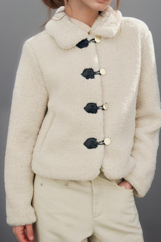 Classic Vintage Coat with a Flattering Fit