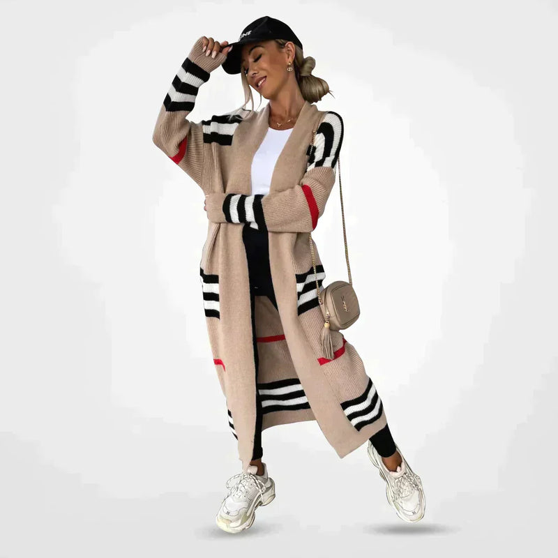 Effortlessly Elegant Cardigan with a Timeless Design