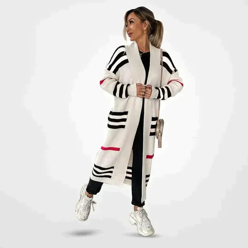 Effortlessly Elegant Cardigan with a Timeless Design