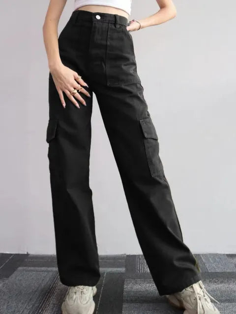 Effortlessly Elegant Pants with a Timeless Design