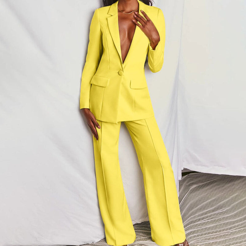 Elegantly Styled Trousers for Everyday Wear