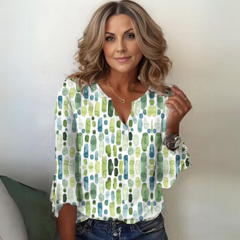 Sophisticated Blouse with a Clean Classic Look