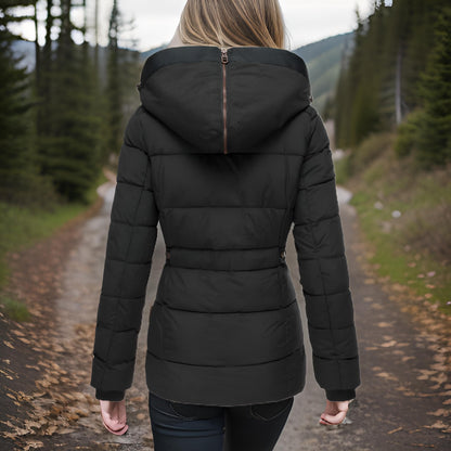 Well Tailored Coat with a Graceful Silhouette