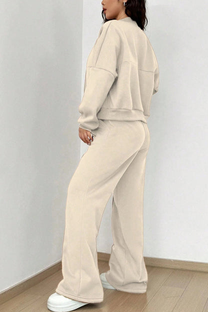 Effortlessly Elegant Cardigan with a Timeless Design