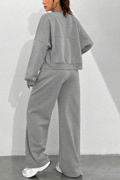 Effortlessly Elegant Cardigan with a Timeless Design