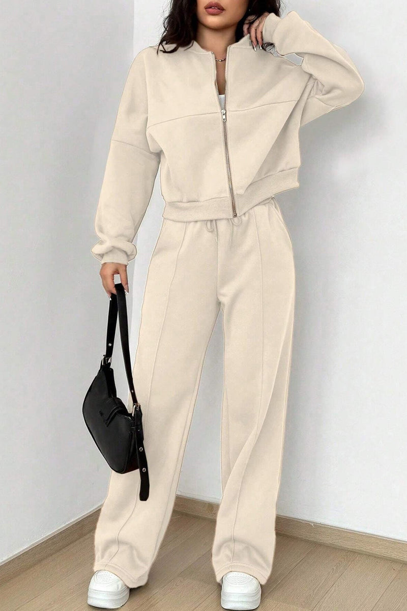 Effortlessly Elegant Cardigan with a Timeless Design