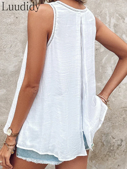 Classic Vintage Top with a Flattering Fit